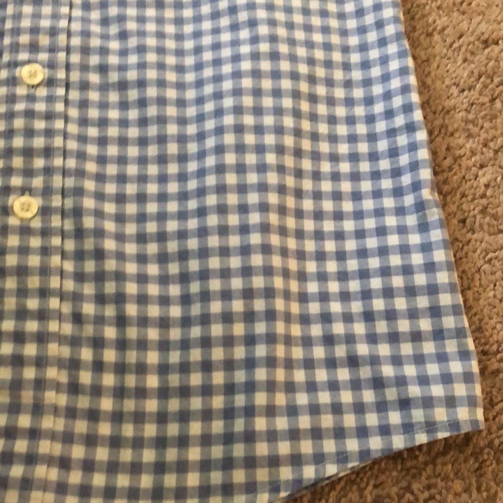 Carhartt- blue and white plaid button down short sleeve- small - Picture 6 of 8
